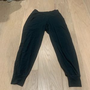 2 pairs - Align joggers